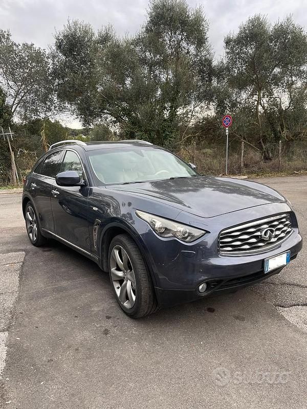 Usata Infiniti Fx30 Premium 2011 Grigio SUV