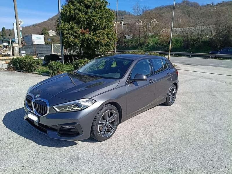 Usata BMW 116 Advantage 116 CV (85 kW) 2020 Grigio Utilitaria