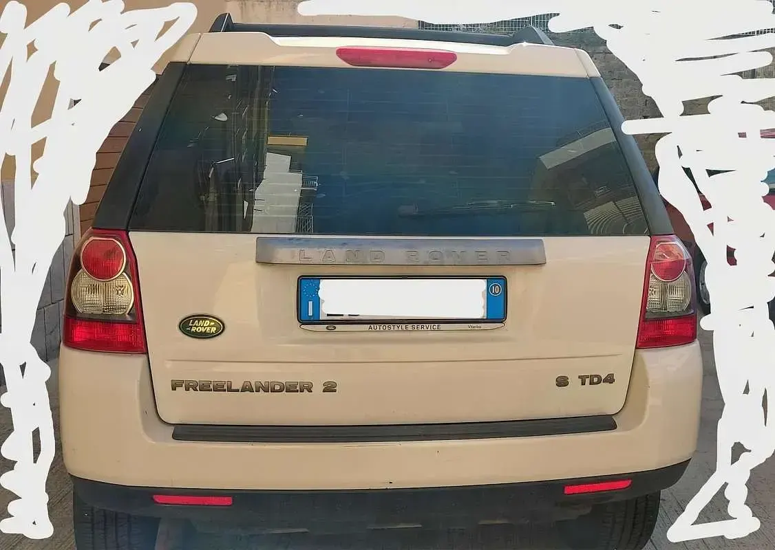 Usata Land Rover Freelander 2 S 160 CV (117 kW) 2010 Bianco SUV