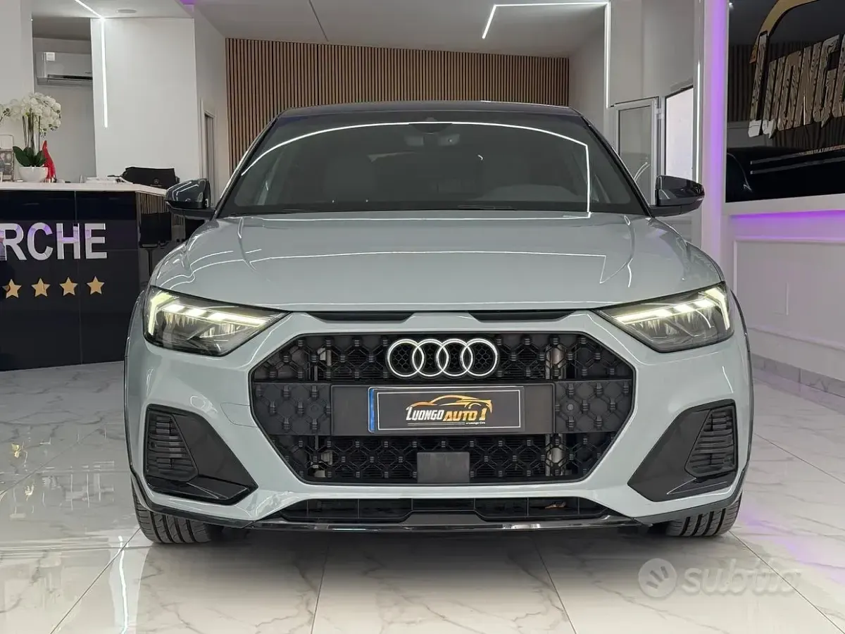 Usata Audi A1 S-Line 150 CV (110 kW) 2021 Grigio SUV