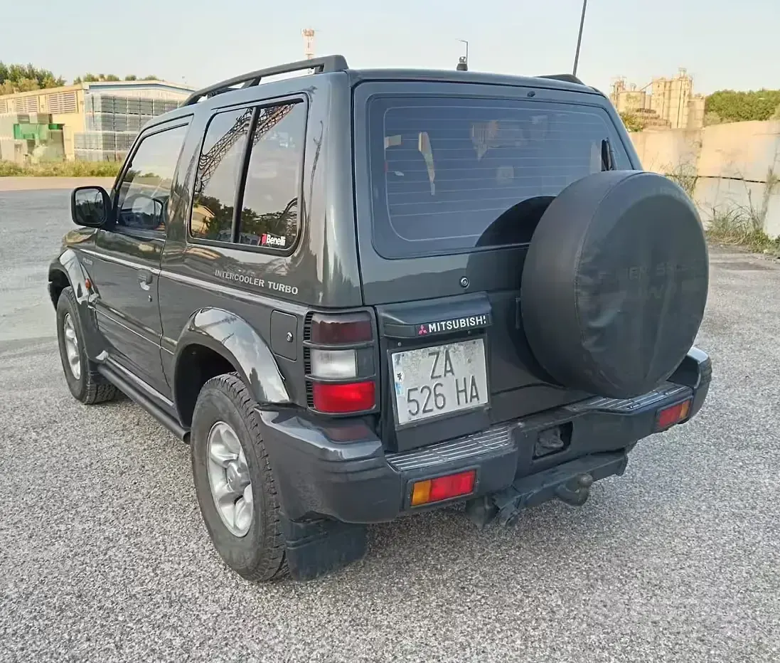 Usata Mitsubishi Pajero Select 100 CV (73 kW) 1994 Grigio SUV