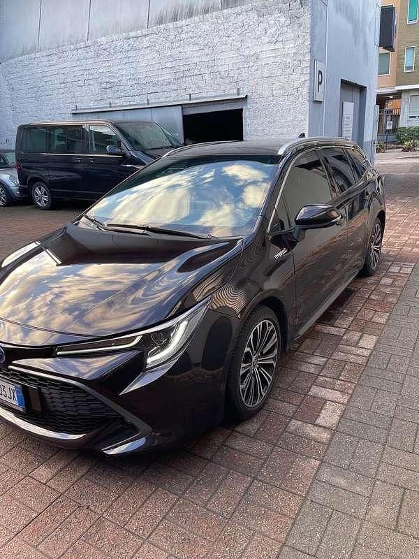 Usata 2020 Toyota Corolla Business Edition Station wagon | 19.800 € (Buon prezzo) - Immagine 1/4