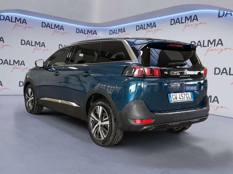 Usata Peugeot 5008 Allure 131 CV (96 kW) 2024 Blue celebes SUV