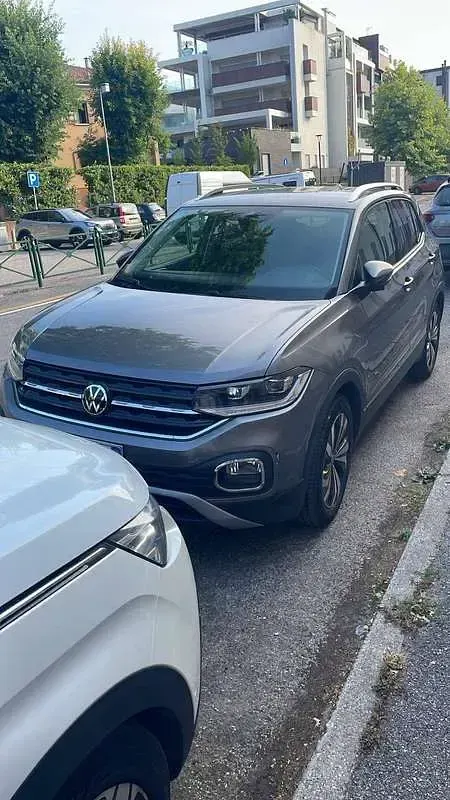 Usata VW T-Cross Advance 95 CV (69 kW) 2020 Grigio SUV