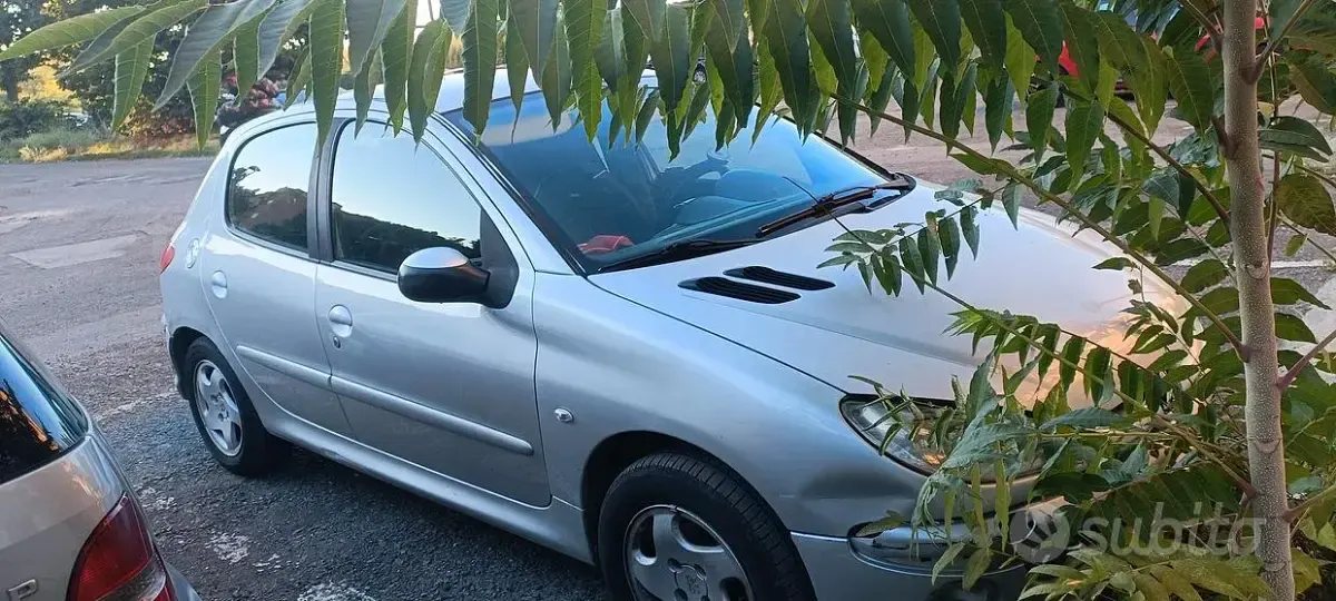 Usata Peugeot 206 68 CV (50 kW) 2007 Grigio Berlina