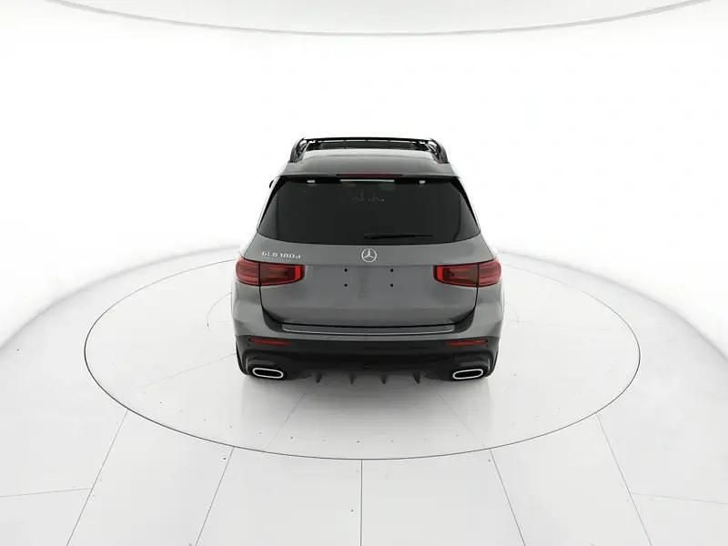 Grigio Nuova 2025 Mercedes GLB180 Advanced Plus SUV | 47.800 € (Cara) - Immagine 1/4