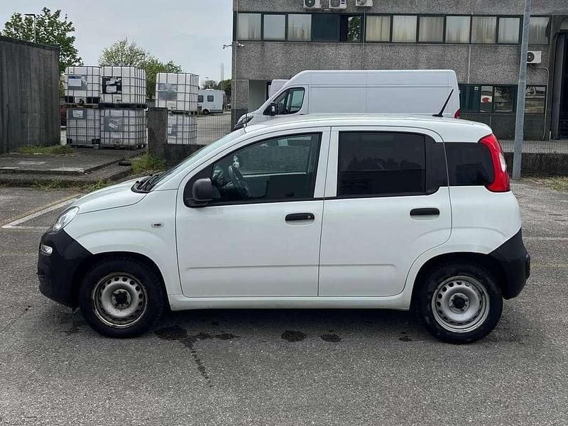 Usata Fiat Panda Connect 69 CV (50 kW) 2021 Bianco Utilitaria
