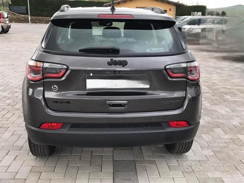 Usata Jeep Compass Limited 170 CV (125 kW) 2018 Grigio SUV