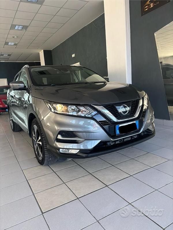 Usata Nissan Qashqai Tekna+ 110 CV (80 kW) 2018 Grigio SUV