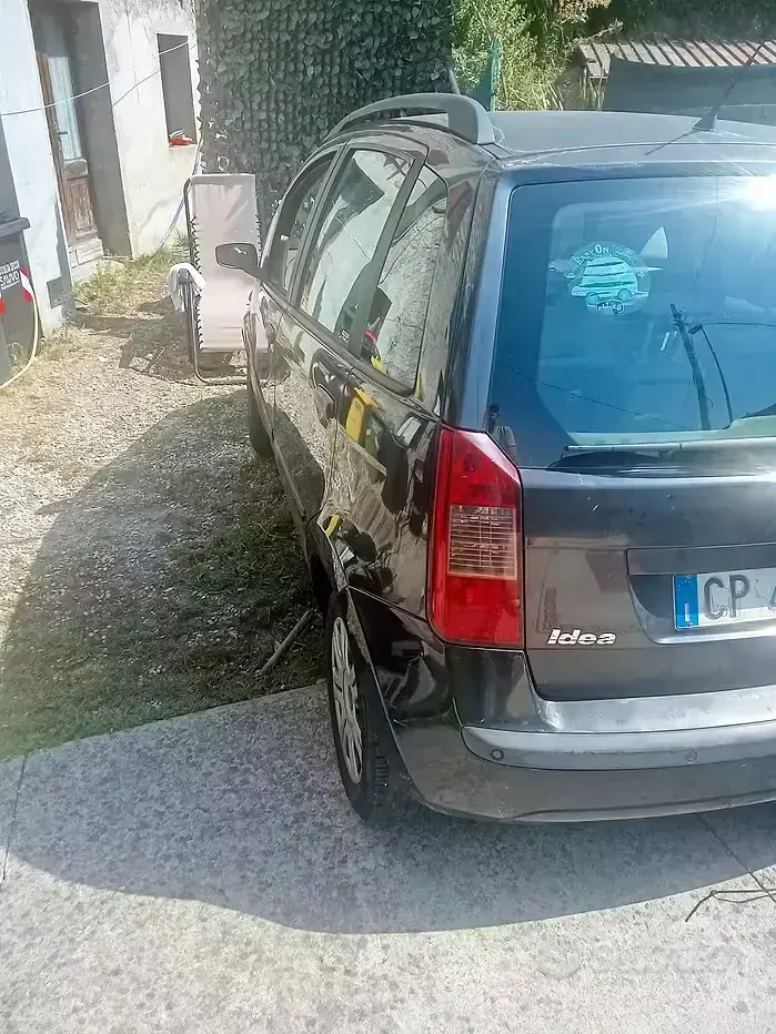 Usata Fiat Idea 70 CV (51 kW) 2007 Nero Monovolume