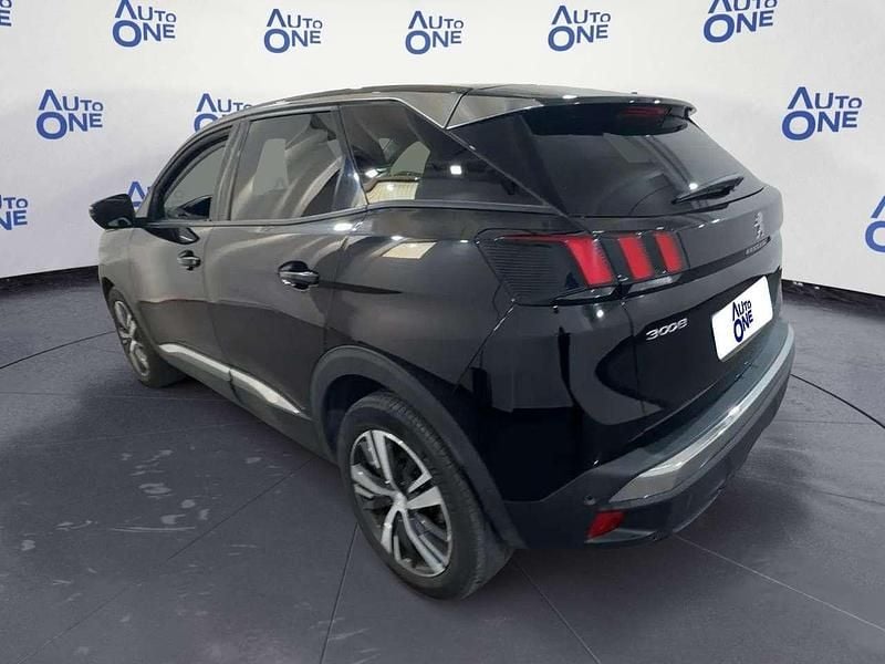 Usata Peugeot 3008 Allure 131 CV (96 kW) 2023 Blu/azzurro SUV