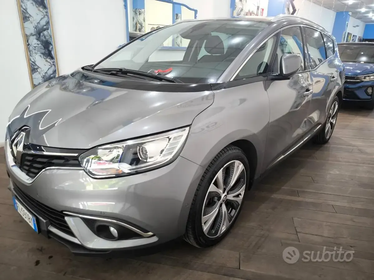 Usata Renault Grand Scénic IV Intens 110 CV (80 kW) 2017 Grigio Monovolume