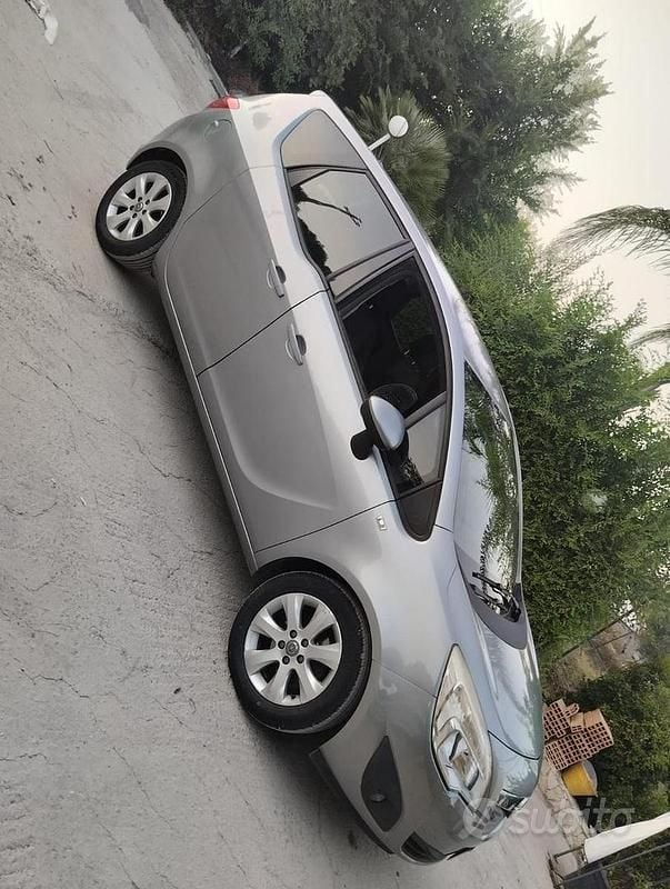 Usata Opel Meriva 95 CV (69 kW) 2013 Grigio Monovolume