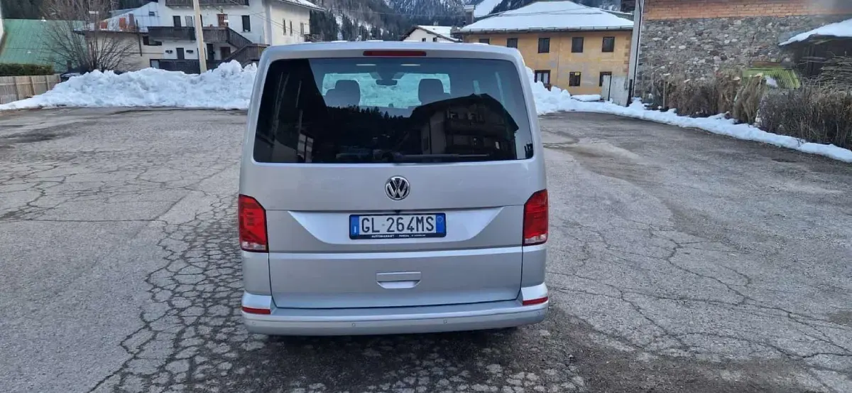 Usata VW Multivan Highline 204 CV (150 kW) 2021 Grigio Monovolume