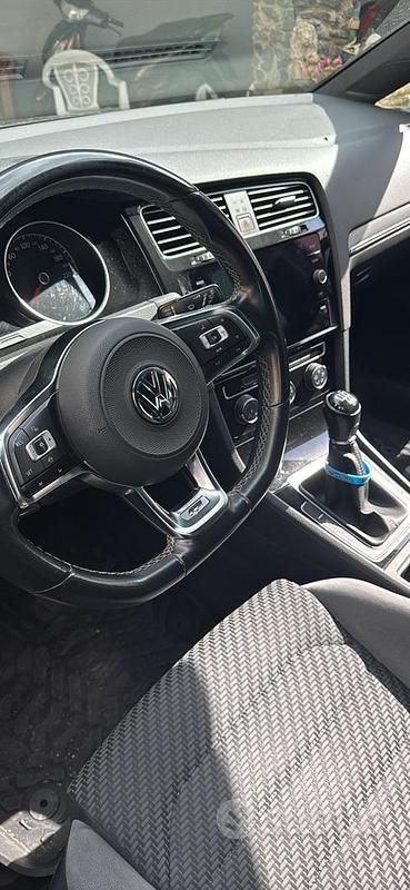 Usata VW Golf VII R-line 110 CV (80 kW) 2018 Nero Berlina