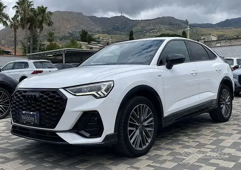 Usata Audi Q3 S-Line 200 CV (147 kW) 2022 Bianco SUV