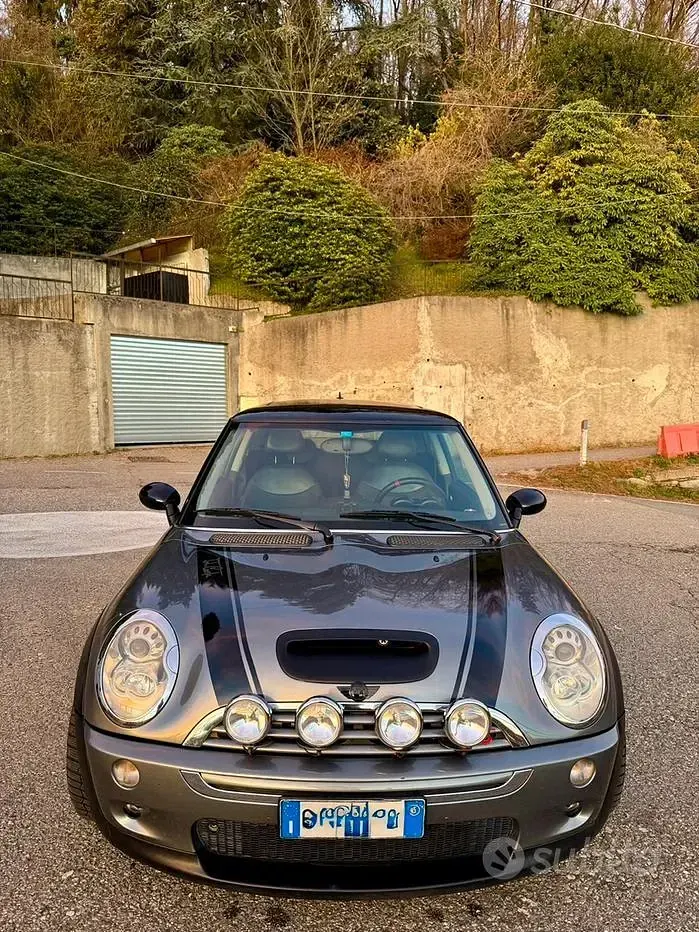 Usata Mini Cooper S 170 CV (125 kW) 2005 Grigio Utilitaria
