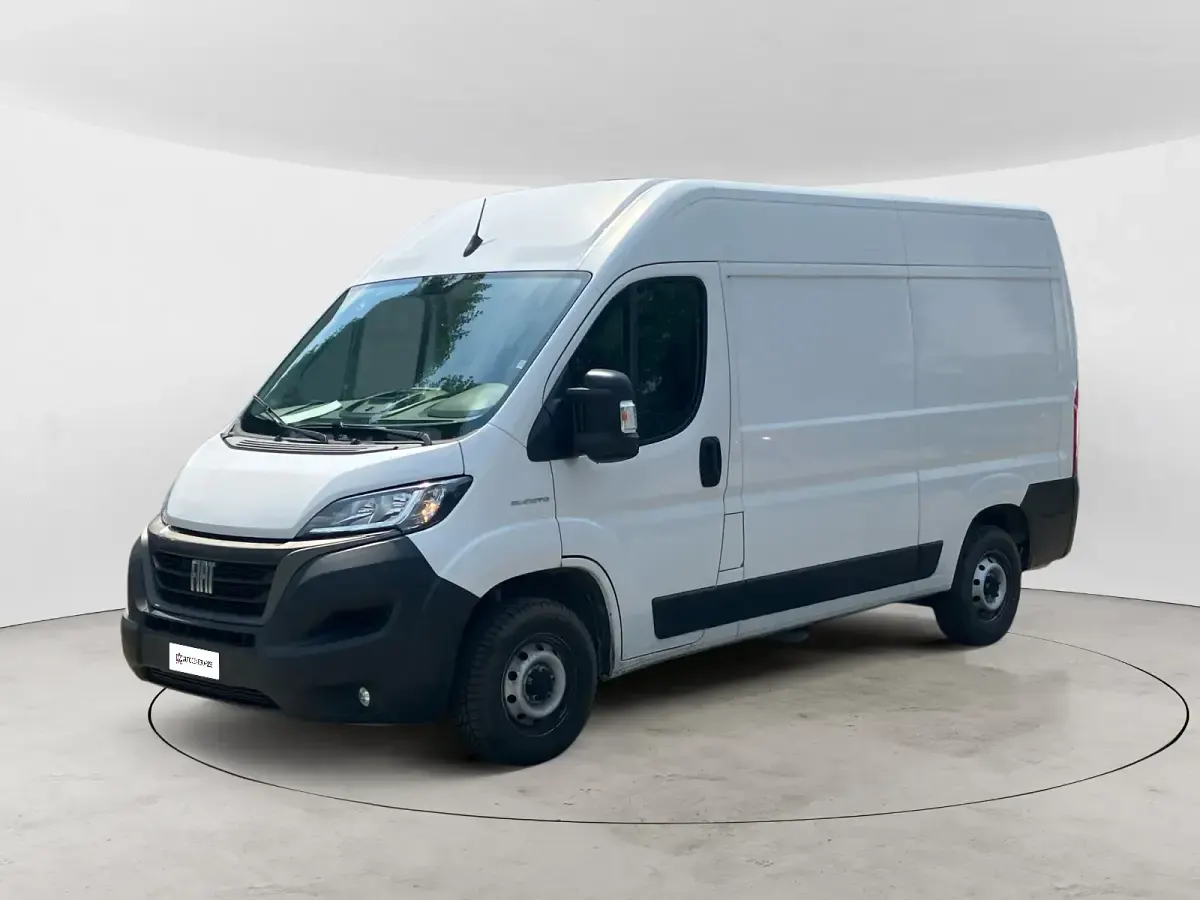 Usata Fiat Ducato 33 140 CV (102 kW) 2021 Furgone