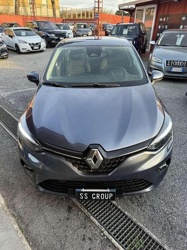 Usata Renault Clio V Initiale Paris 140 CV (102 kW) 2021 Other Berlina