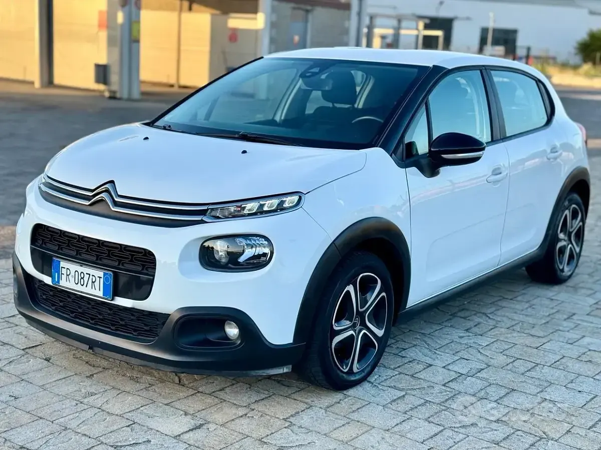 Usata Citroën C3 Shine 75 CV (55 kW) 2018 Bianco Utilitaria