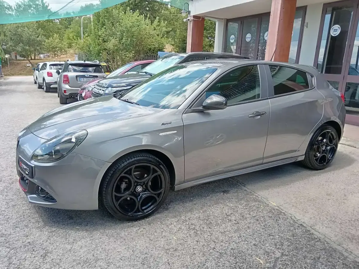 Usata Alfa Romeo Giulietta Sprint 120 CV (88 kW) 2021 Grigio Berlina