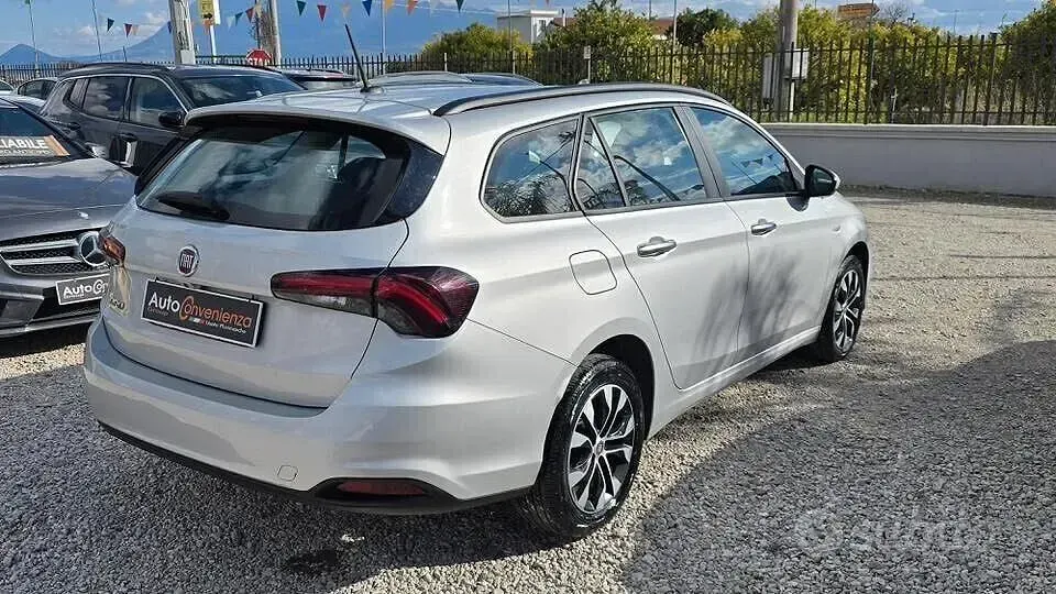 Usata Fiat Tipo City Life 131 CV (96 kW) 2022 Grigio Station wagon