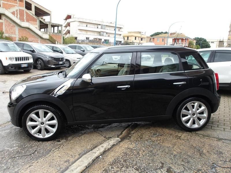 Usata Mini Cooper D Countryman 111 CV (81 kW) 2012 Viola SUV