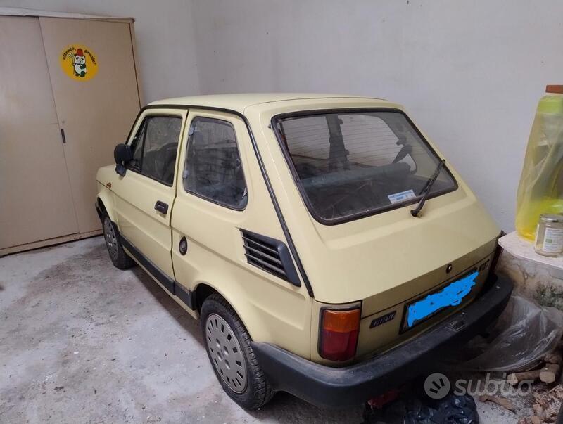 Usato 1988 Fiat 126 0.7 Benzin 25 CV (2.600 €)