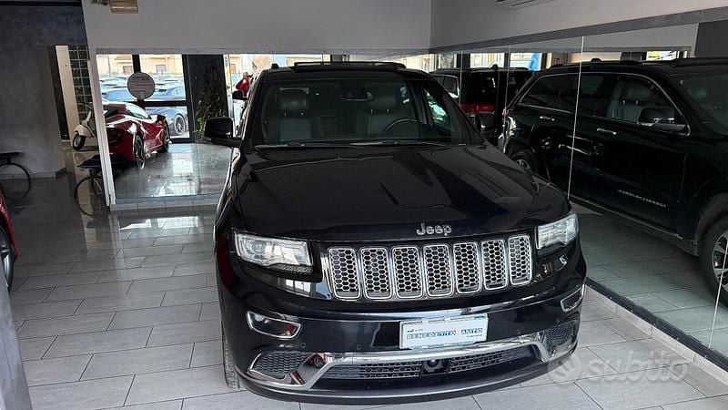 Usata Jeep Grand Cherokee Summit 250 CV (183 kW) 2014 Nero SUV