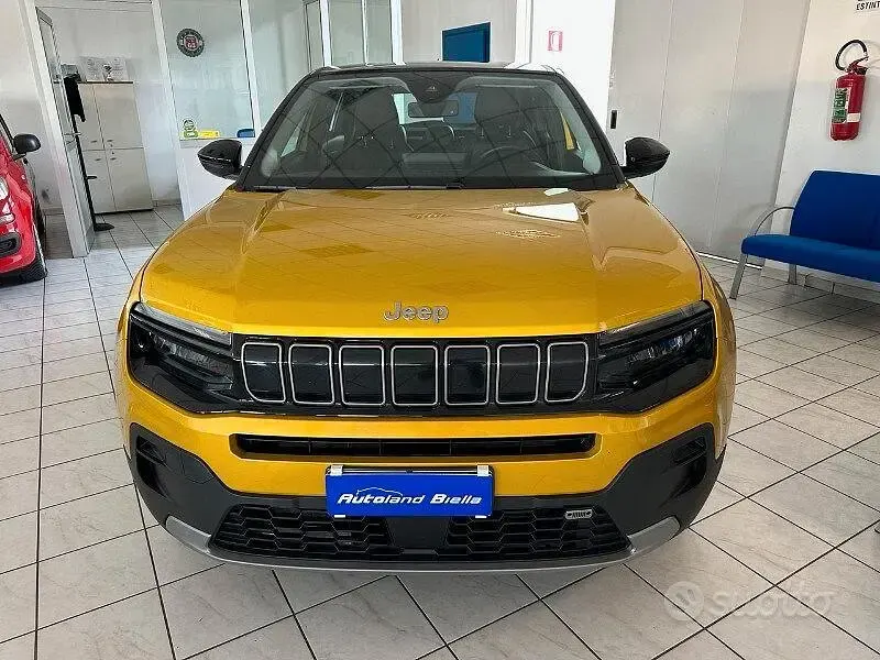 Usata Jeep Avenger Altitude 101 CV (74 kW) 2023 Giallo SUV