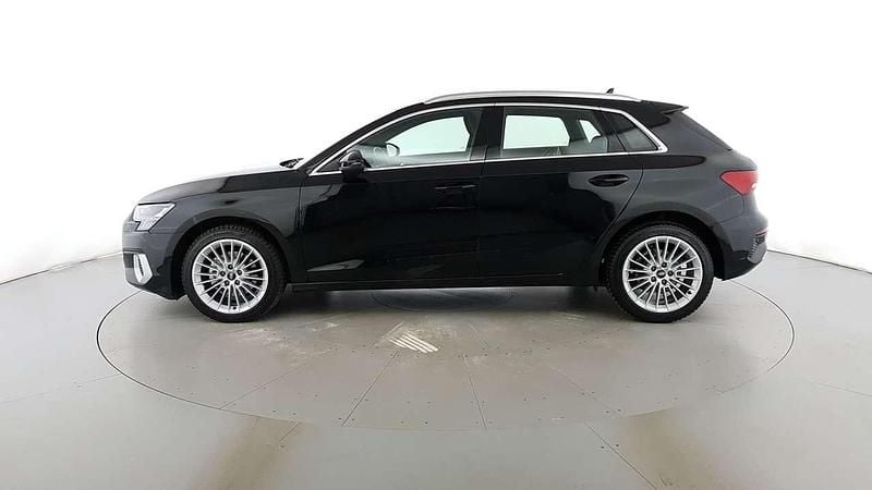 Usata Audi A3 Advanced 150 CV (110 kW) 2022 Nero mito metallizzato Berlina