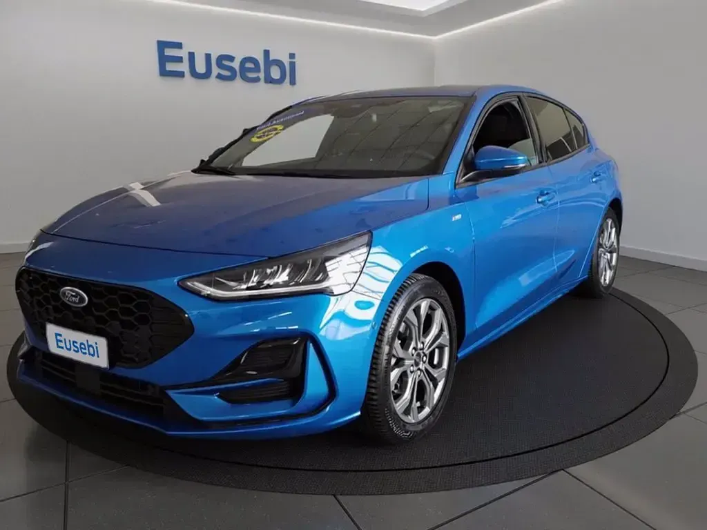 Usata Ford Focus ST-Line X 125 CV (91 kW) 2023 Desert island blu Berlina