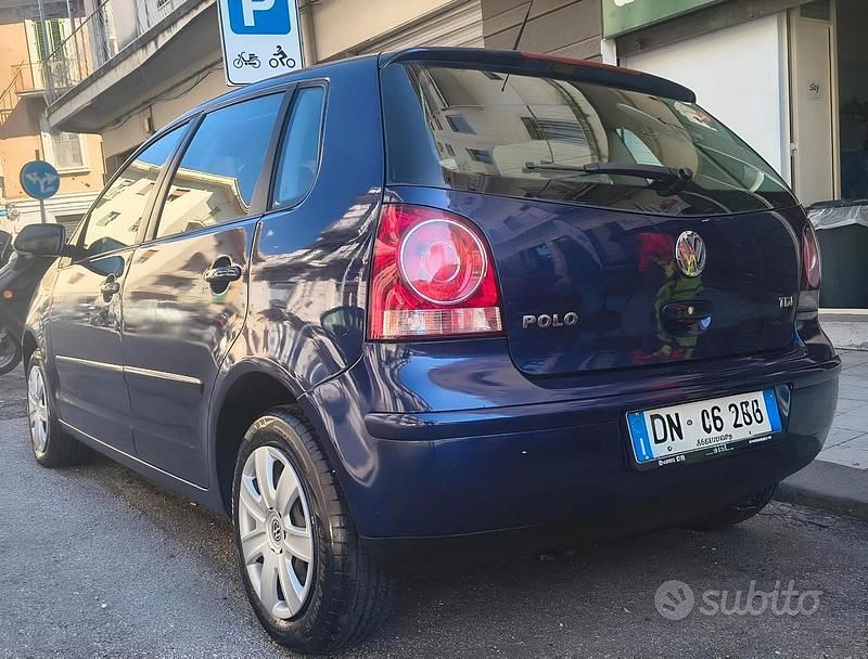 Usata VW Polo Comfortline 69 CV (50 kW) 2006 Blu Utilitaria
