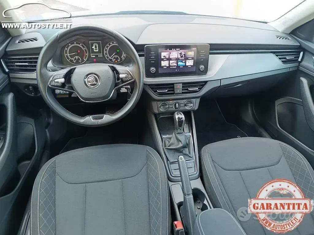 Usata Skoda Kamiq Ambition 110 CV (80 kW) 2022 Bluazzurro SUV
