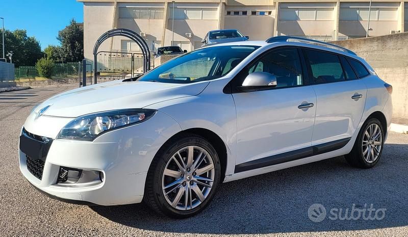 Usata Renault Mégane GrandTour 110 CV (80 kW) 2011 Bianco Station wagon