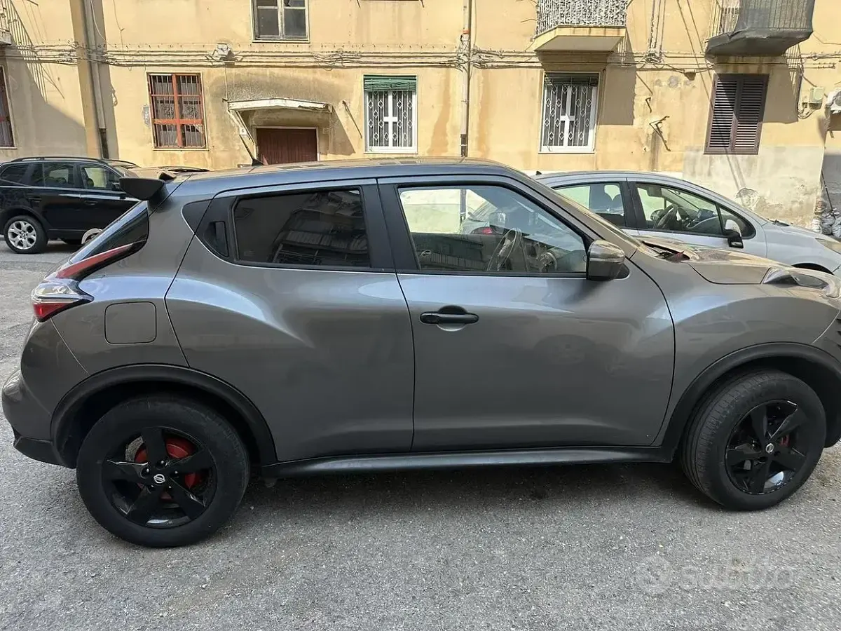 Usata Nissan Juke 110 CV (80 kW) 2017 Grigio SUV