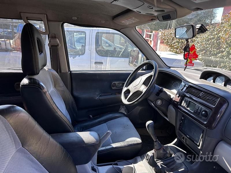 Usata Mitsubishi Pajero Sport 115 CV (84 kW) 2004 Nero SUV