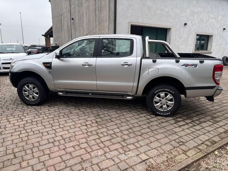 Usata Ford Ranger 150 CV (110 kW) 2012 Argento Pick-up
