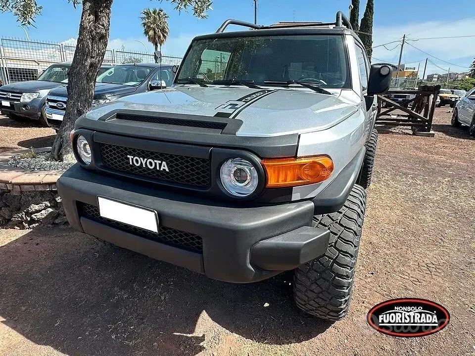 Usado Toyota FJ Cruiser 242 CV (177 kW) 2008 SUV