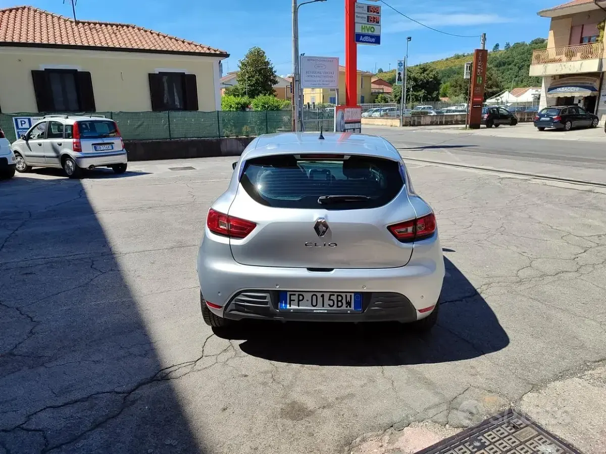Usata Renault Clio IV 75 CV (55 kW) 2018 Grigio Berlina