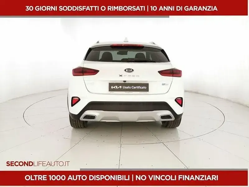 Usata Kia XCeed 141 CV (103 kW) 2022 Bianco SUV