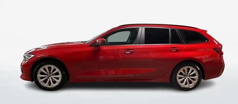 Usata BMW 318 Advantage 149 CV (109 kW) 2020 Rosso Station wagon