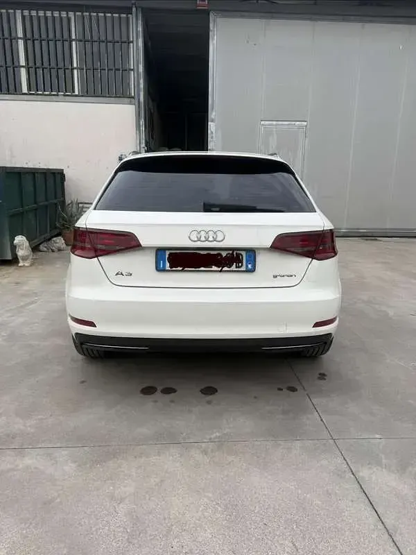Usata Audi A3 Ambiente 110 CV (80 kW) 2015 Berlina