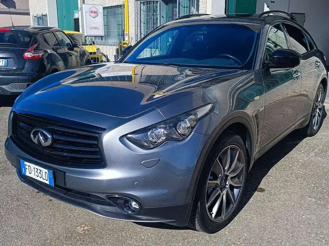 Usata Infiniti QX70 Premium 238 CV (175 kW) 2016 Grigio SUV