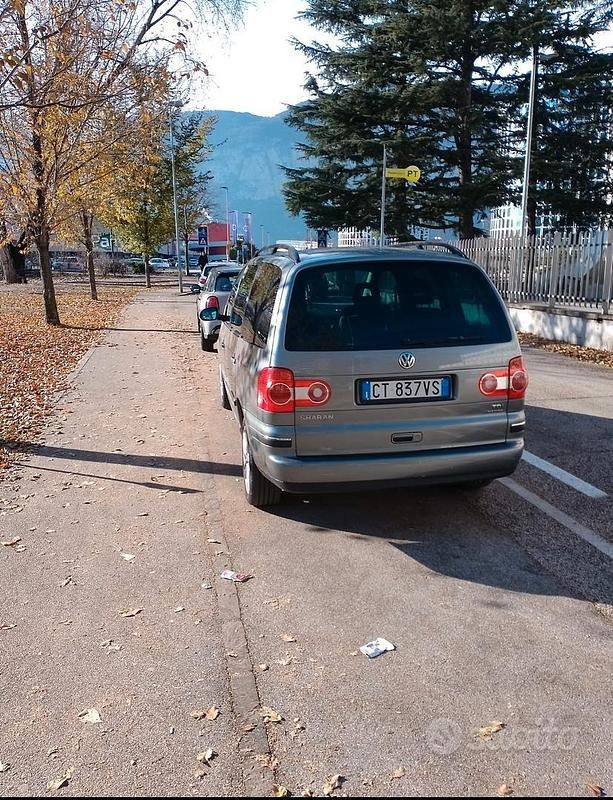 Usata VW Sharan 115 CV (84 kW) 2005 Grigio Monovolume