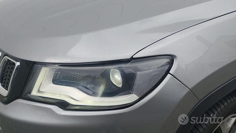 Usata Jeep Compass Limited 140 CV (102 kW) 2019 Grigio SUV