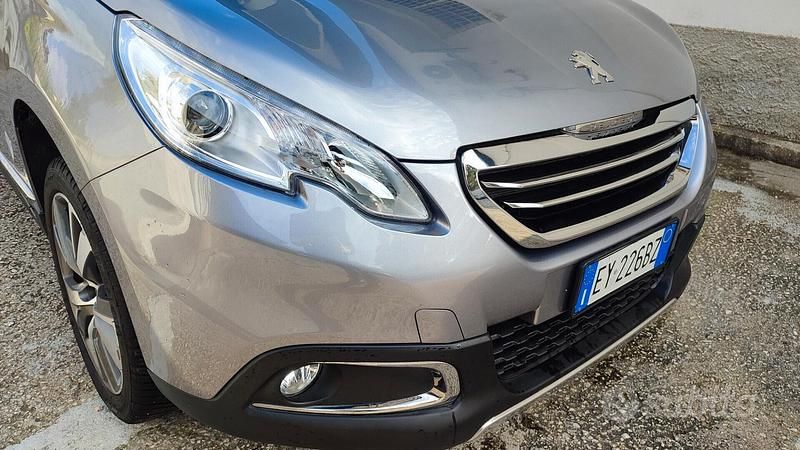 Usata Peugeot 2008 Allure 115 CV (84 kW) 2015 Grigio SUV
