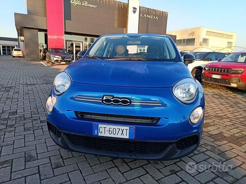 Usado Fiat 130 131 HP (96 kW) 2024 Azul SUV
