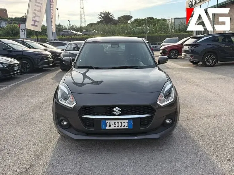 Usata Suzuki Swift 83 CV (61 kW) 2024 Grigio Utilitaria