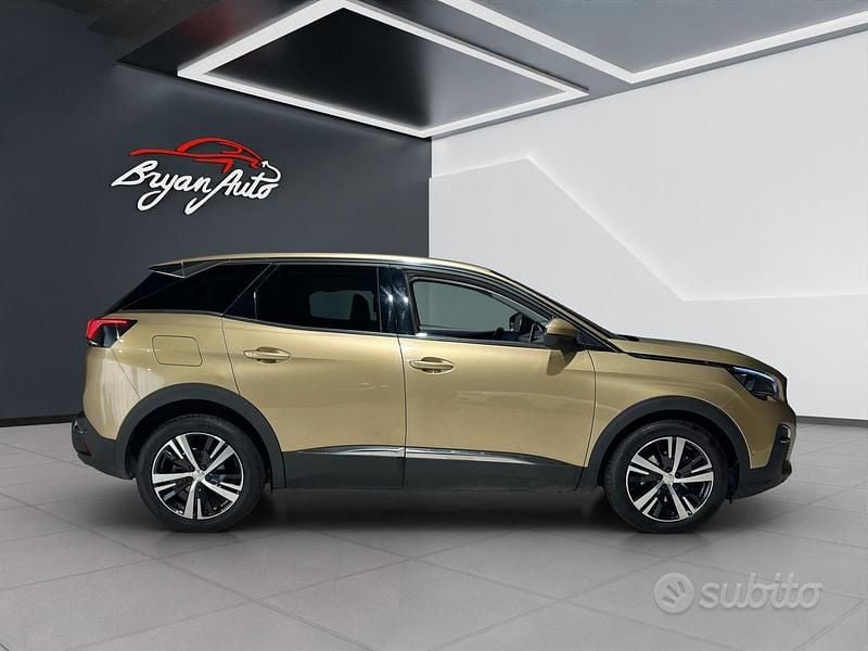 Usata Peugeot 3008 GT-line 131 CV (96 kW) 2018 Marrone Station wagon